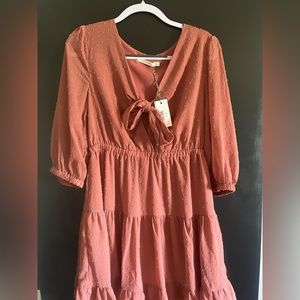 Bought from a boutique without being able to try on and doesn’t fit me right.